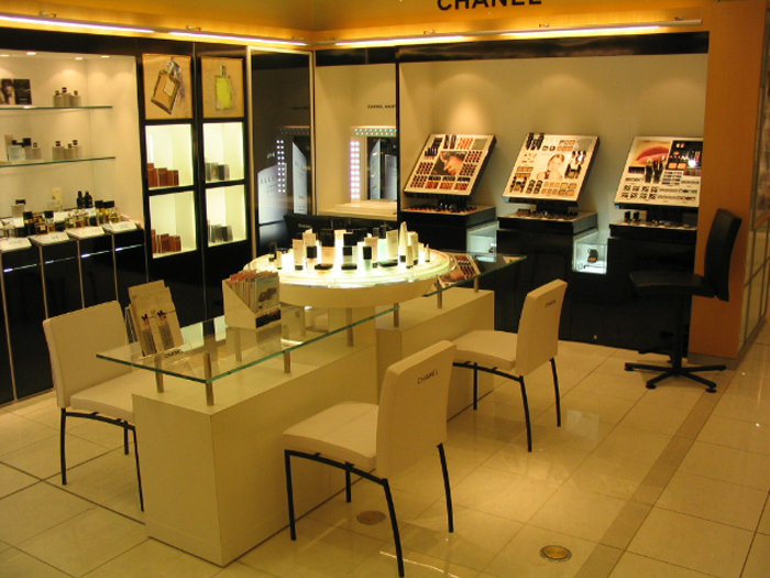 Jewellery & Cosmetic Displays